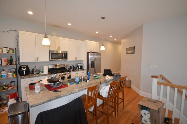 14 Islington St, Unit 1