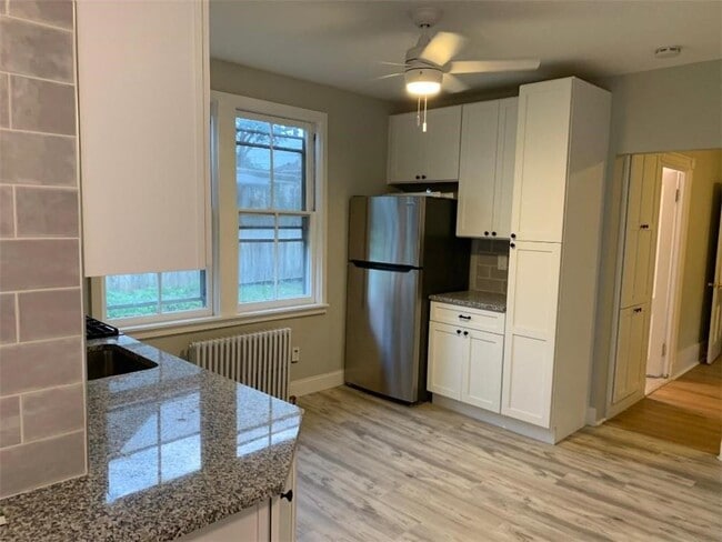 property at 730 W Nyack Rd