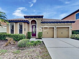 8241 Dunham Station Dr in Tampa, FL - Building Photo