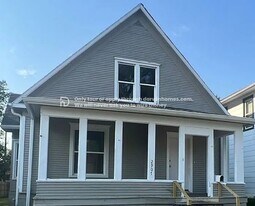 2907 Bristol St in Omaha, NE - Building Photo