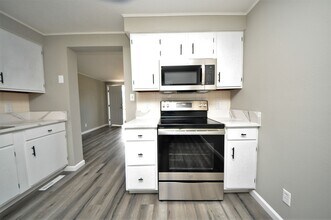 313 Granada in Warrenton, MO - Building Photo - Building Photo