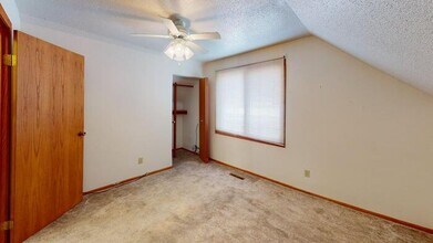 1313 E Rosser Ave in Bismarck, ND - Building Photo - Building Photo