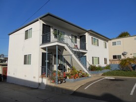 Colusa Street Apartments in San Diego, CA - Foto de edificio - Building Photo