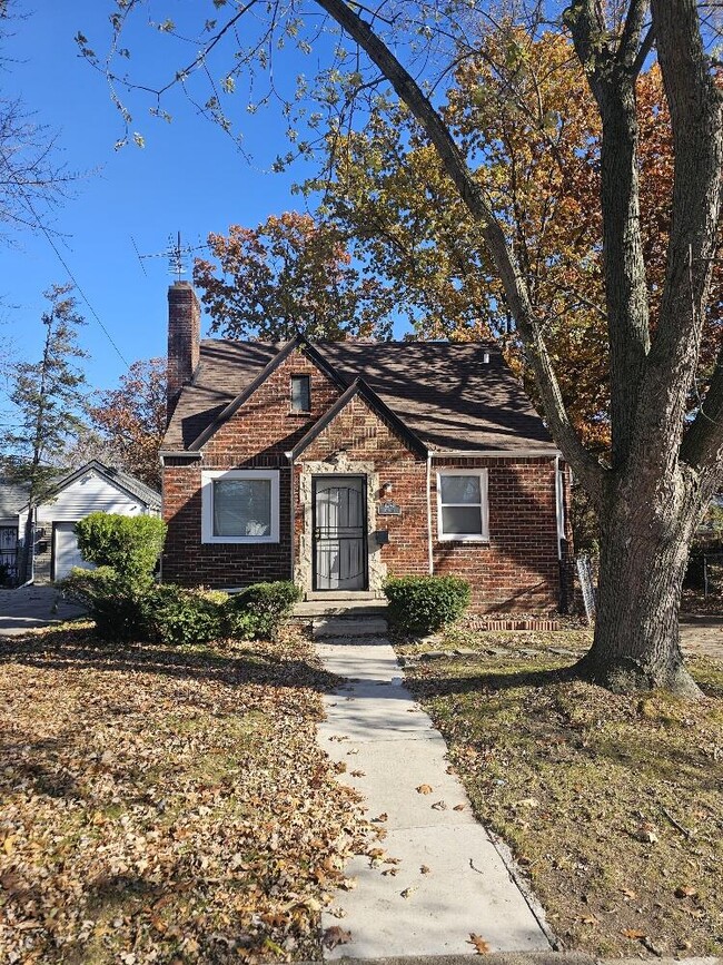 property at 5772 Guilford St