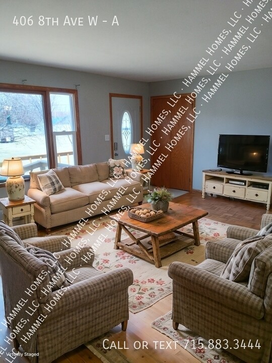 406 8th Ave W in Durand, WI - Building Photo