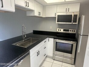 1720 Murrell Rd in Rockledge, FL - Building Photo - Building Photo