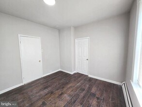 509 E Washington Ln in Philadelphia, PA - Building Photo - Building Photo