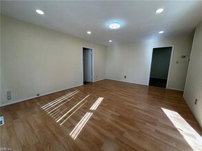 3252 Club House Rd in Virginia Beach, VA - Foto de edificio - Building Photo