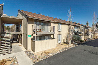 Westwood Sierra Apartments in Reno, NV - Building Photo - Building Photo