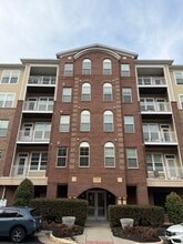 13722 Neil Armstrong Ave, Unit 508 in Herndon, VA - Building Photo - Building Photo