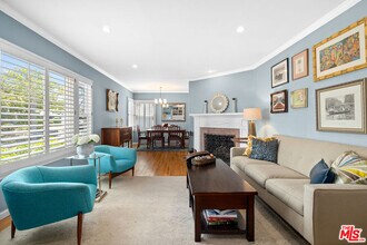 5838 Abernathy Dr in Los Angeles, CA - Building Photo - Building Photo
