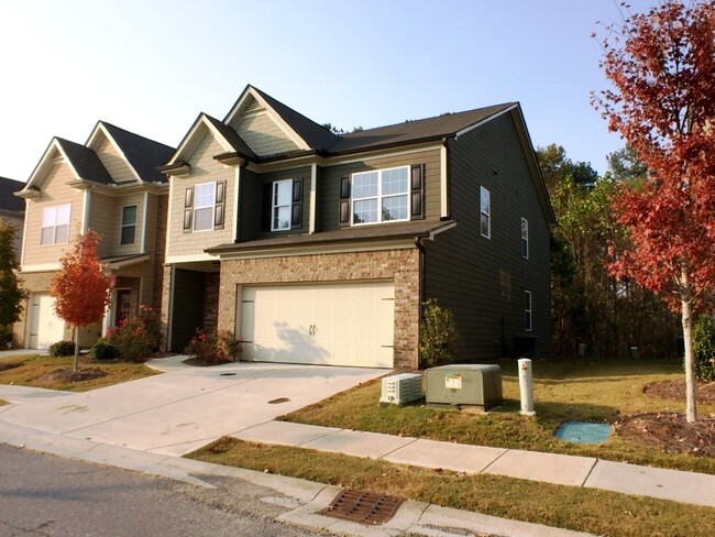 214 Madison Ave in Acworth, GA - Foto de edificio - Building Photo