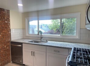 69 Fountain St in New Haven, CT - Building Photo - Building Photo
