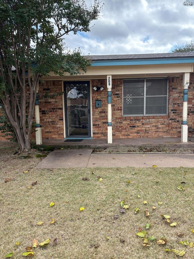 property at 209 Glasgow Dr