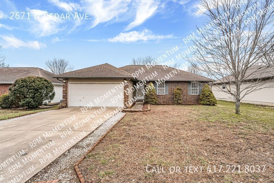 2671 Cedar Ave in Springfield, MO - Building Photo