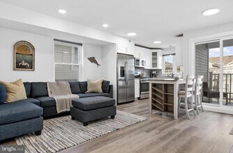 8 N Buffalo Ave in Ventnor City, NJ - Building Photo - Building Photo