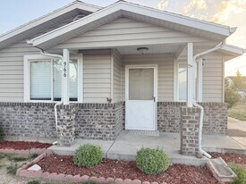 966 Glendale St W in Salt Lake City, UT - Building Photo