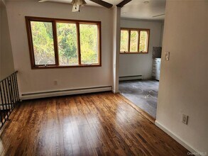4 Norman Dr in Shoreham, NY - Building Photo - Building Photo