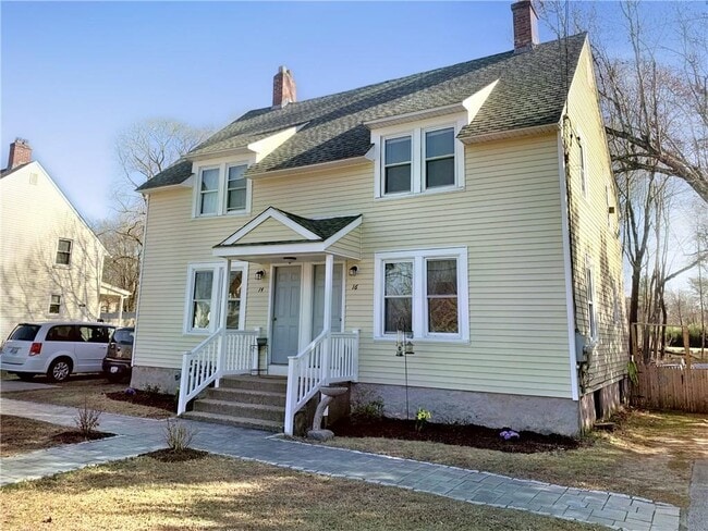 16 Bowling Ln, Unit 16 in Bradford, RI - Building Photo - Building Photo