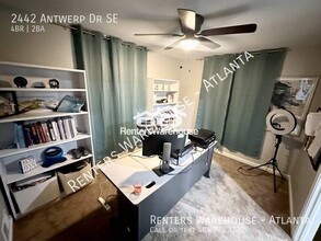 2442 Antwerp Dr SE in Atlanta, GA - Building Photo - Building Photo