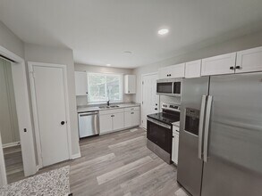 919 Rexdale Dr in Nashville, TN - Building Photo - Building Photo
