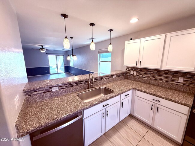 1884 W Expressman St in Apache Junction, AZ - Building Photo - Building Photo