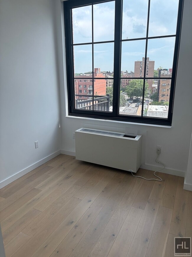 NORTHERN BOULEVARD in Queens, NY - Building Photo - Building Photo