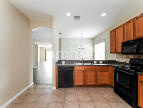 3900 Trapnell Ridge Dr in Plant City, FL - Building Photo - Building Photo