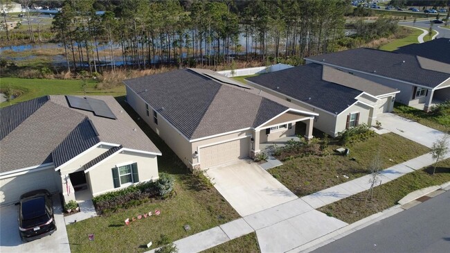 215 Brave Rd, Unit 204 in Davenport, FL - Building Photo - Building Photo