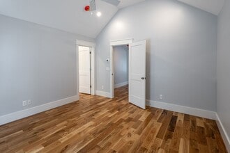 24 Reid St in Charleston, SC - Building Photo - Building Photo