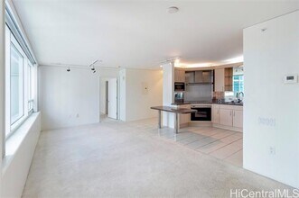 88 Piikoi St in Honolulu, HI - Building Photo - Building Photo