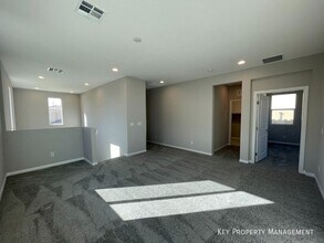 9936 Topaz Peak Ct in Las Vegas, NV - Building Photo - Building Photo