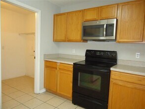 121 Bristol Forest Trail in Sanford, FL - Building Photo - Building Photo