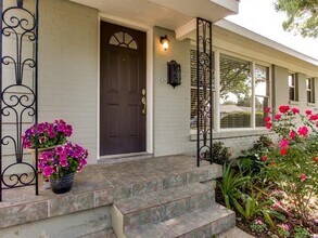 4918 Thrush St in Dallas, TX - Building Photo - Building Photo