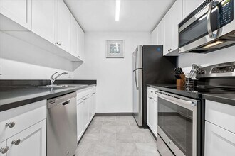 330 River St, Unit SI ID1039860P in Hoboken, NJ - Building Photo - Building Photo