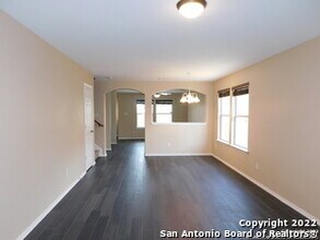 10386 Oakwood Crest in San Antonio, TX - Building Photo - Building Photo