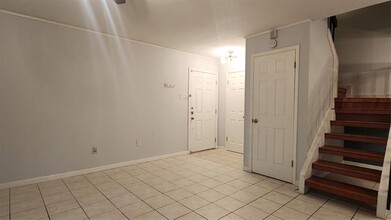 5626 Preston Oaks Rd in Dallas, TX - Building Photo - Building Photo