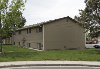 126 Juniper Pl in Loveland, CO - Foto de edificio - Building Photo