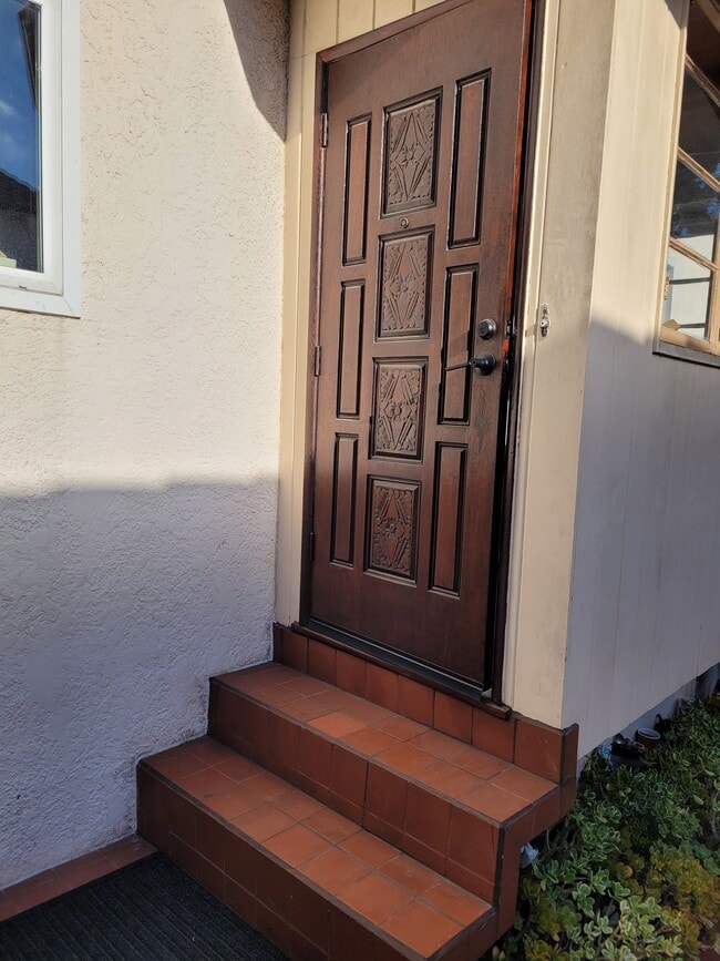 property at 10528 Ayres Ave