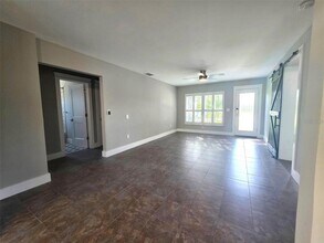 1818 Douglas Ave in Dunedin, FL - Building Photo - Building Photo