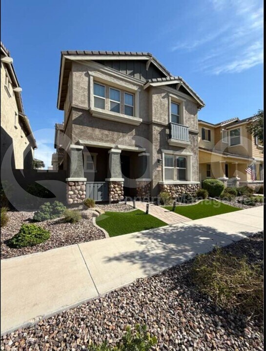 4090 E Jones St in Gilbert, AZ - Building Photo
