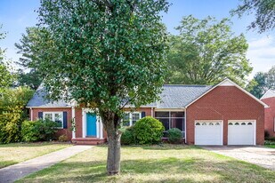 305 S Mulberry St in Cherryville, NC - Building Photo