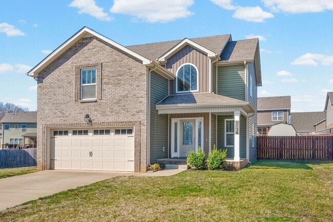 1176 Elizabeth Ln in Clarksville, TN - Building Photo - Building Photo