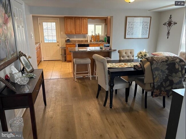 341 Emmett St in Phoenixville, PA - Building Photo - Building Photo