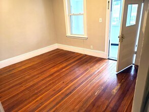 348 Faneuil St, Unit #2 in Boston, MA - Building Photo - Building Photo