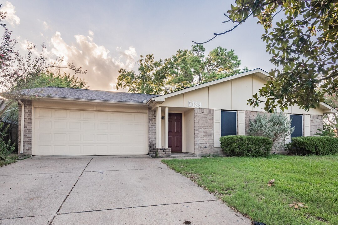 5139 Sprey Dr in Houston, TX - Building Photo