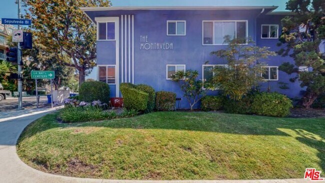 property at 11284 Montana Ave