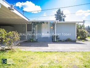 4009 Burnham Dr in Gig Harbor, WA - Building Photo - Building Photo