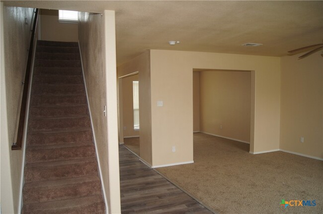 property at 2709 Tara Dr