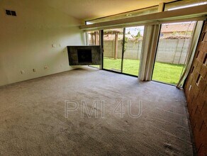 4105 Bay Ct NE in Albuquerque, NM - Foto de edificio - Building Photo